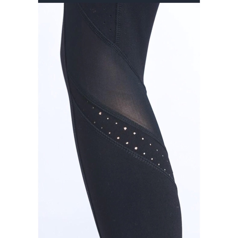 Black Dot Mesh Athletic Leggings - Picture 4 of 4